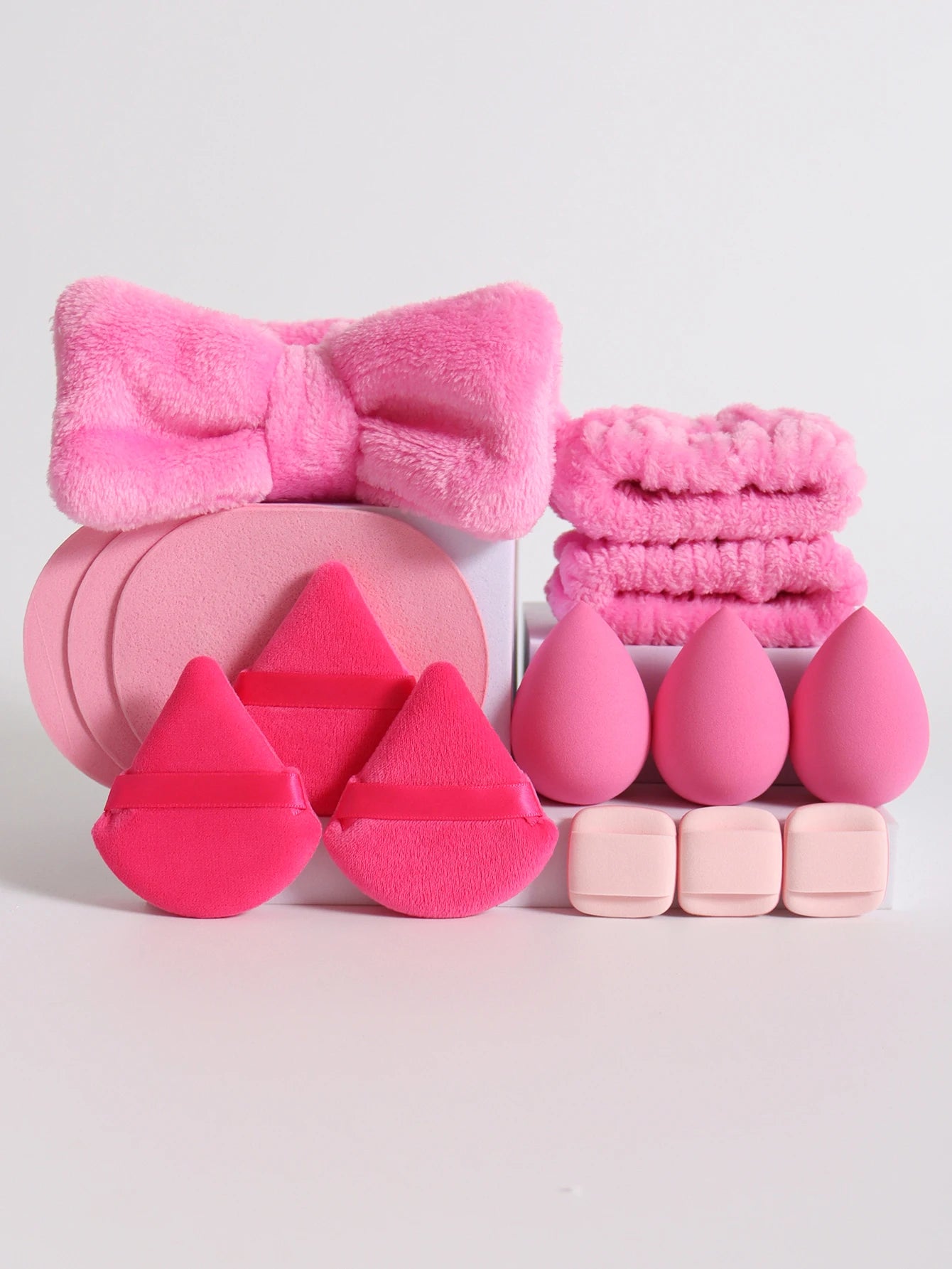 LuxuryGlow 15-Piece Makeup Sponge & Cosmetic Puff Set – Beauty Blender, Headband & Wristband