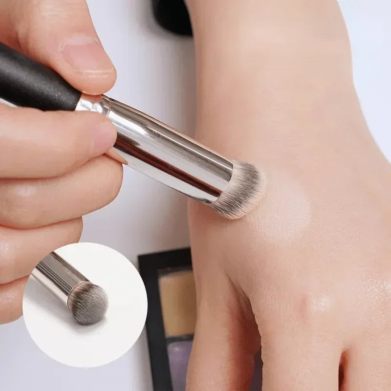 LuxuryGlow Premium Foundation & Concealer Brush Set – Flawless Blending & Contour Tool