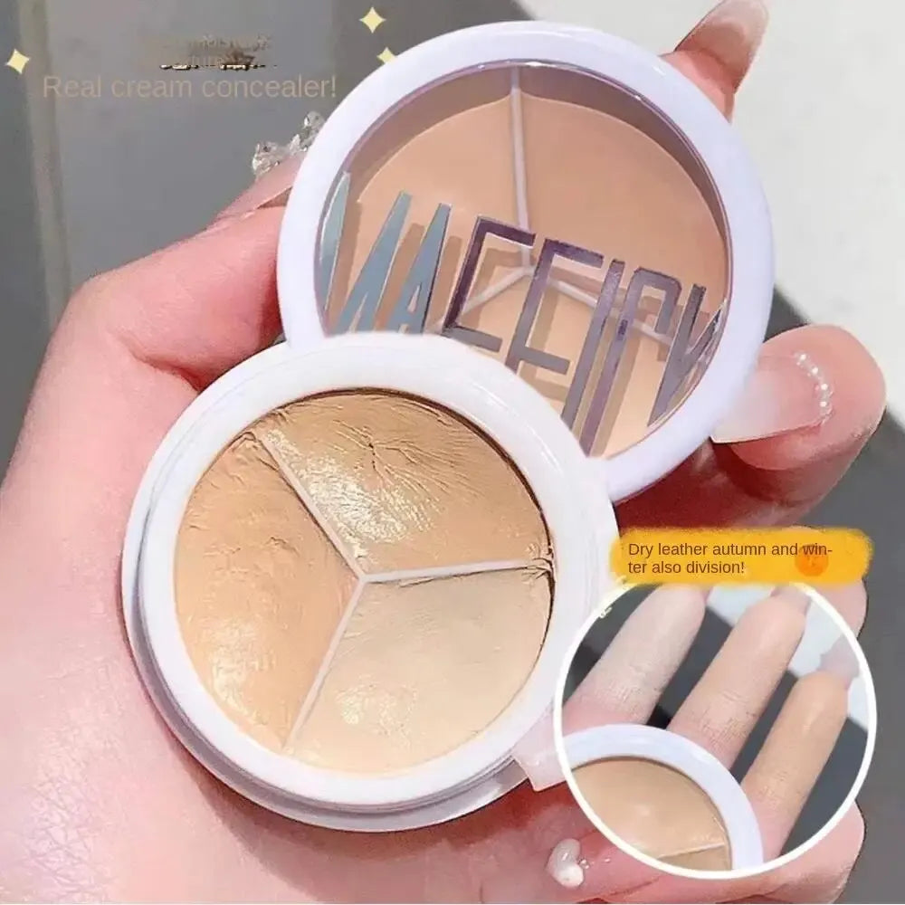 MAFFICK 3-Color Concealer Palette – Dark Circle & Blemish Coverage, Waterproof