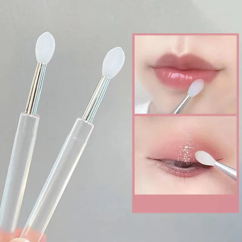 فرشاة مكياج العيون والشفاه متعددة الوظائف من السيليكون من LuxuryGlow - محمولة وصحية