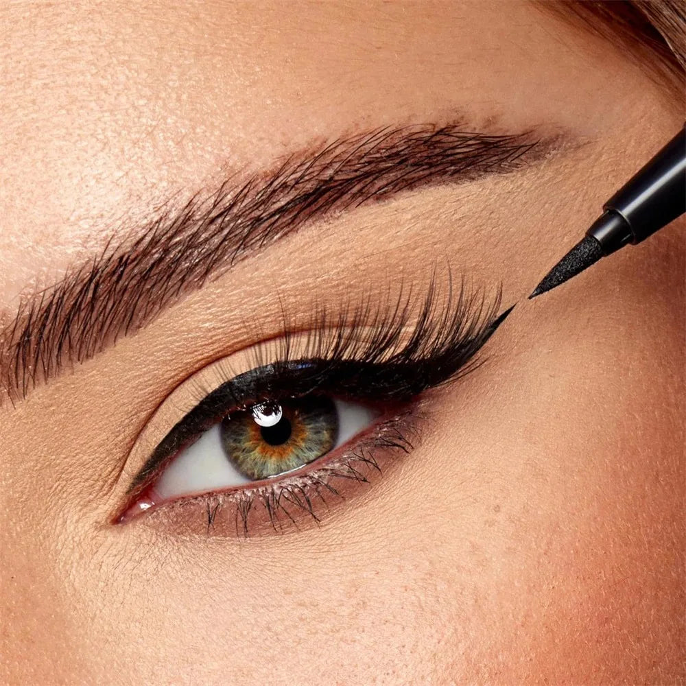 LuxuryGlow Quick-Dry Waterproof Eyeliner Pencil – 24H Long-Lasting, Smudge-Proof, Matte Finish