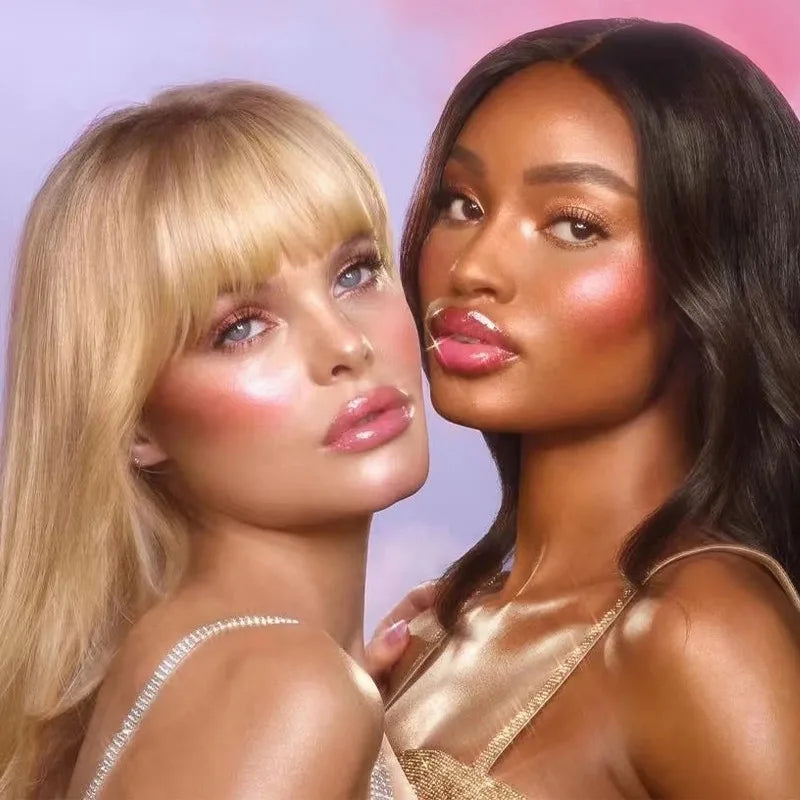 Lápiz labial líquido mate de 8 colores LIDORIA: resistente al agua, antiadherente y con brillo hidratante.