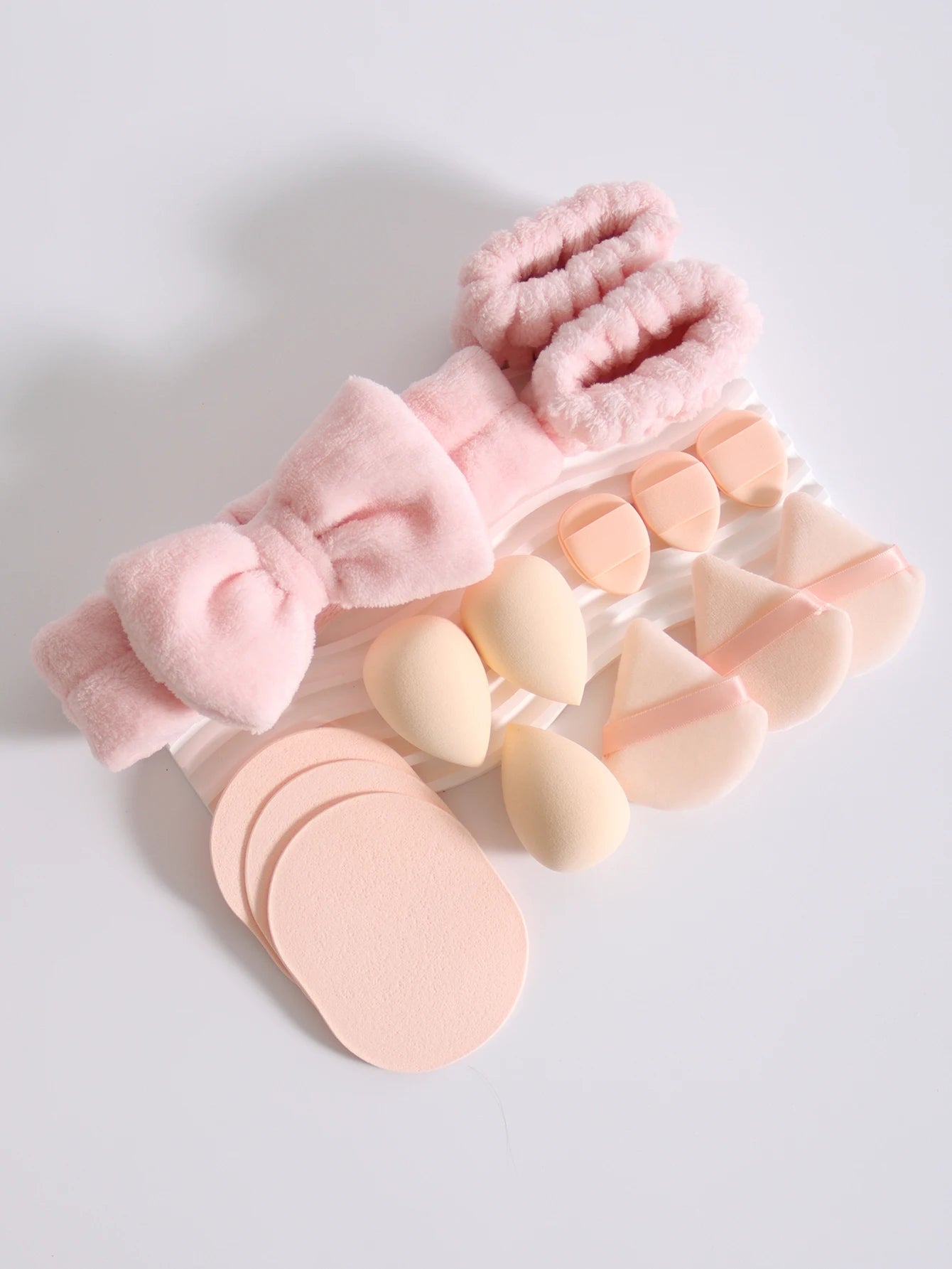 LuxuryGlow 15-Piece Makeup Sponge & Cosmetic Puff Set – Beauty Blender, Headband & Wristband