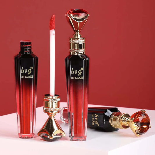 ملمع شفاه مخملي مطفي من بي في جي - لون يدوم طويلاً، مقاوم للماء وغير لاصق
