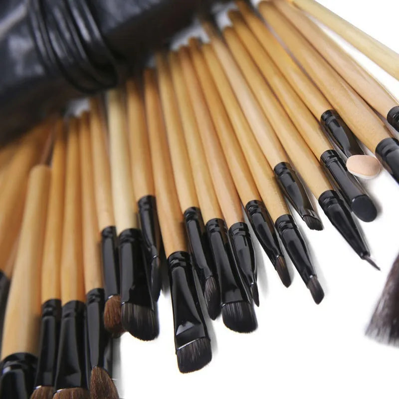LuxuryGlow 24PCS Professional Makeup Brush Set with Gift Bag – Complete Beauty Kit