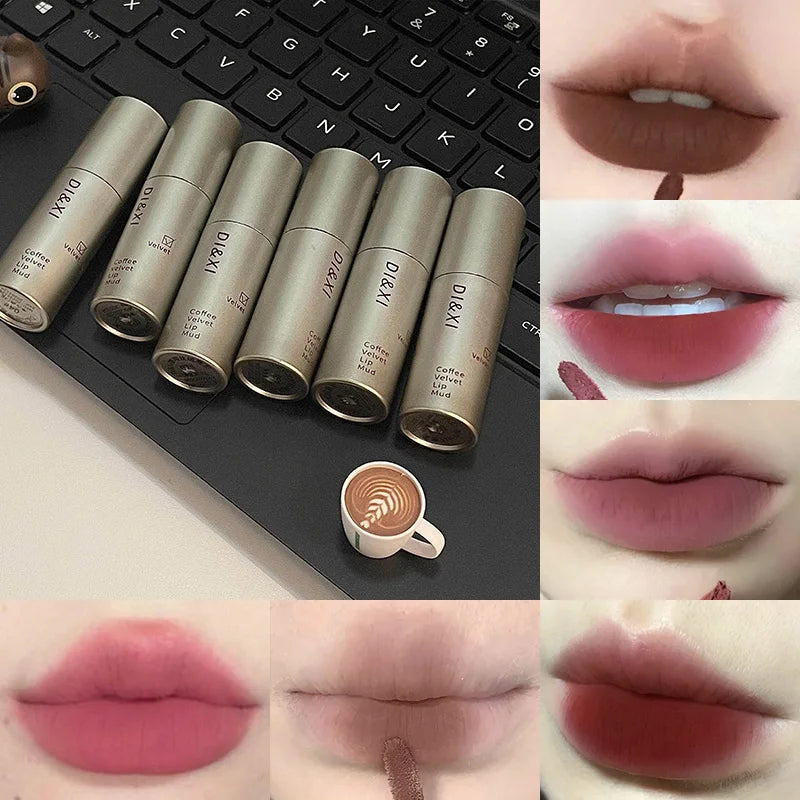 Mini brillo labial mate DIXI: acabado aterciopelado, tono latte, fácil de aplicar