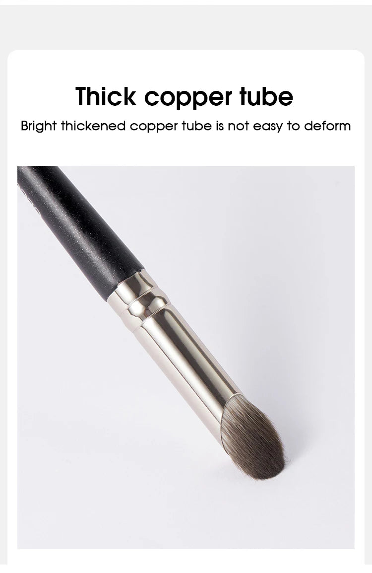 GECOMO Finger Concealer Brush – Soft Round Head for Spot & Pimple Coverage