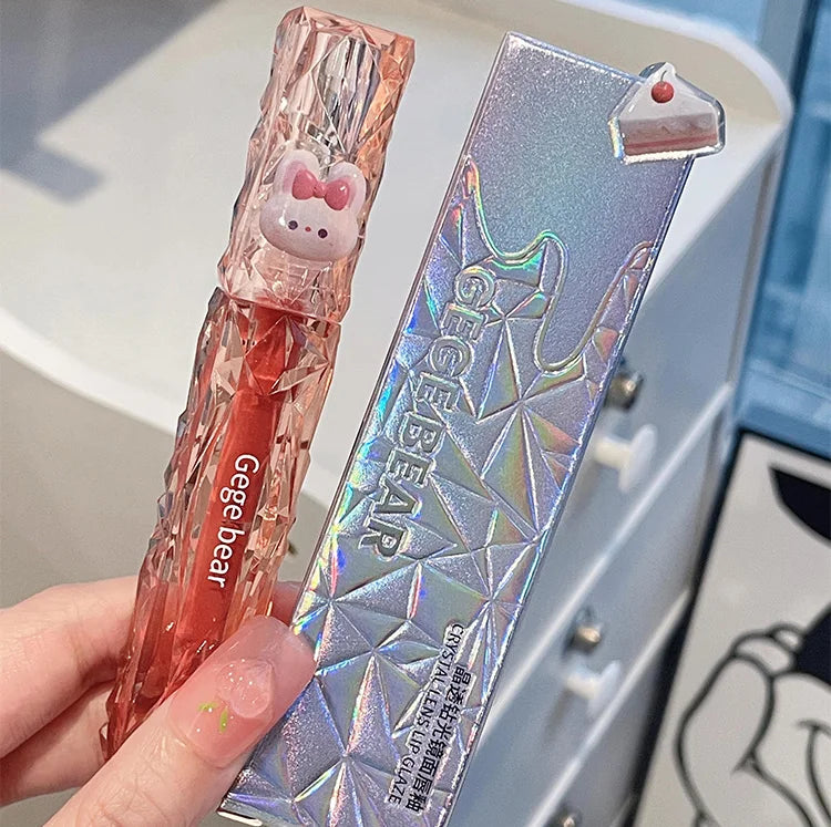 Brillo de labios Crystal Mirror de Gege Bear: hidratante, brillante y con volumen.