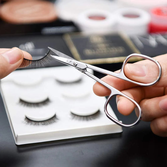 Tijeras curvas de precisión para cejas LuxuryGlow: herramienta de cuidado personal de acero inoxidable