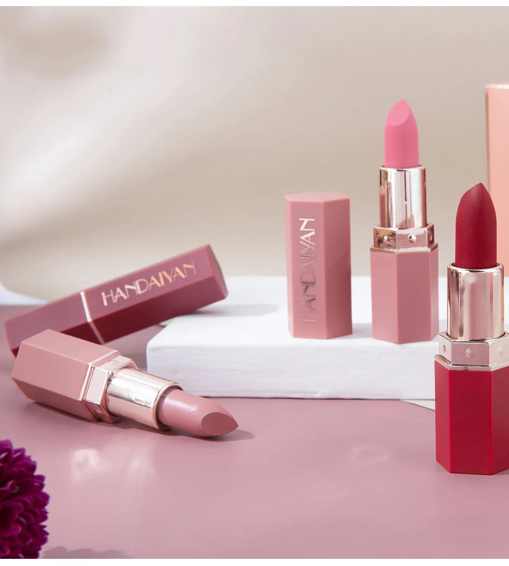 Handaiyan 6-Color Matte Velvet Lipstick Set – Waterproof, Long-Lasting Nude & Red Shades