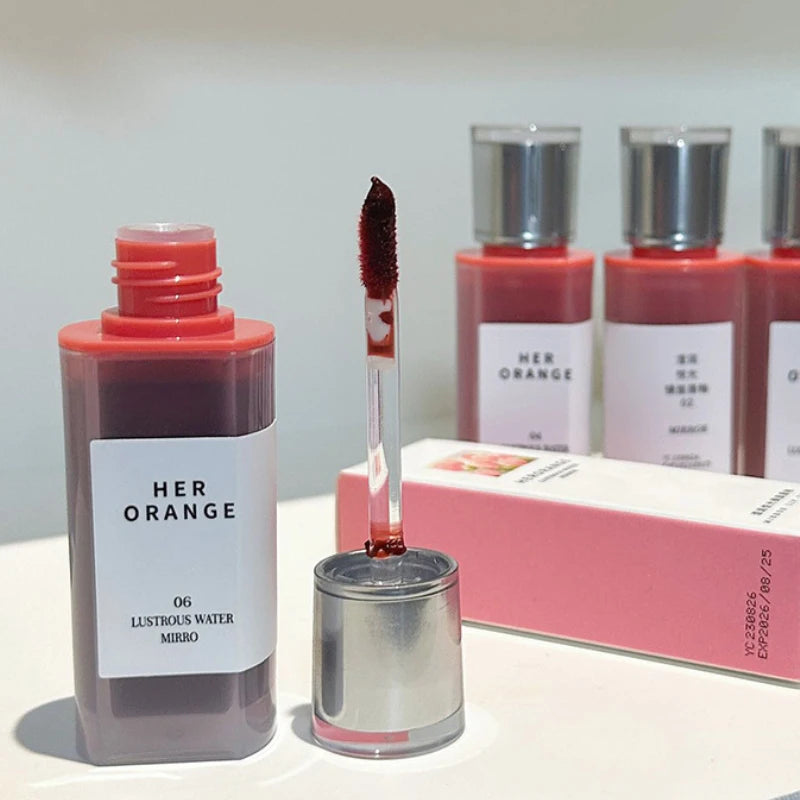 Laca de labios Crystal Gloss de HERORANGE: brillo cristalino, duradero y no pegajoso.
