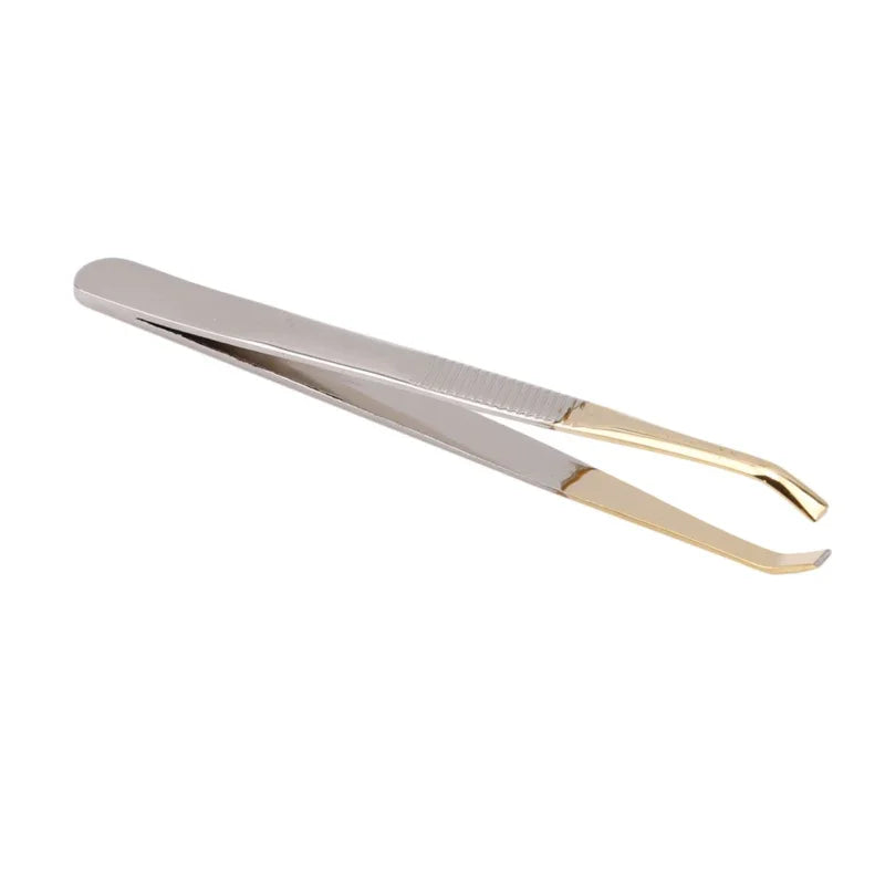 ملقط حواجب من الفولاذ المقاوم للصدأ من LuxuryGlow - أداة إزالة الشعر بطرف مائل