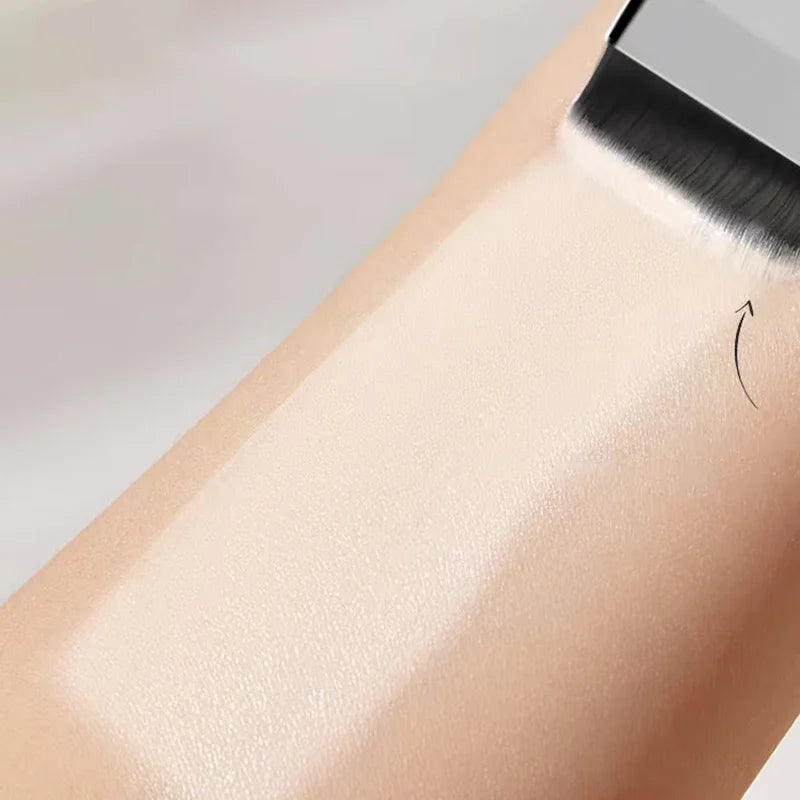 Brocha coreana ultrafina LuxuryGlow para base de maquillaje: herramienta perfecta para aplicar prebase y corrector