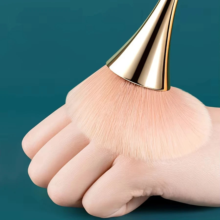 WRDEW Rose Gold Fan Makeup Brush – Soft Blush, Highlight & Powder Brush