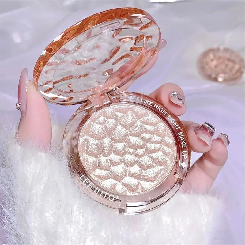 لوحة تحديد وإضاءة فاخرة عالية اللمعان من LuxuryGlow - كريم لامع يدوم طويلاً لتوهج طبيعي ولمسة نهائية مشرقة