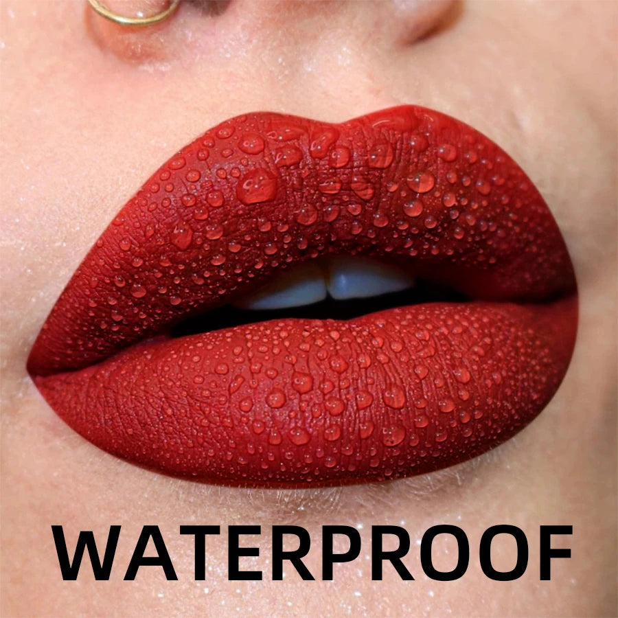 Brillo labial mate aterciopelado LuxuryGlow de 19 colores: labial líquido resistente al agua y de larga duración.