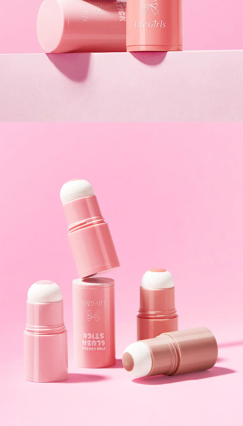 أحمر خدود كوري وردي من LuxuryGlow - إسفنجة ناعمة لتوهج طبيعي
