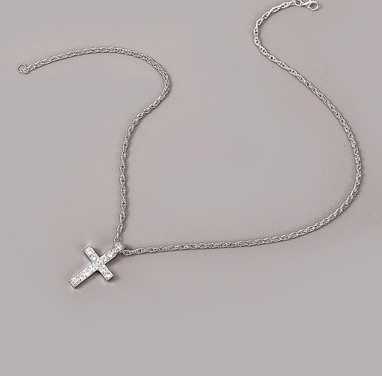Collar con colgante de cruz LuxuryGlow - Cadena de cuerda estilo punk hip hop para mujer y hombre | Joyería de aleación de plata