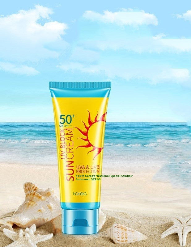 Leche protectora solar LuxuryGlow FPS 30: hidratante, minimiza los poros y controla la grasa.