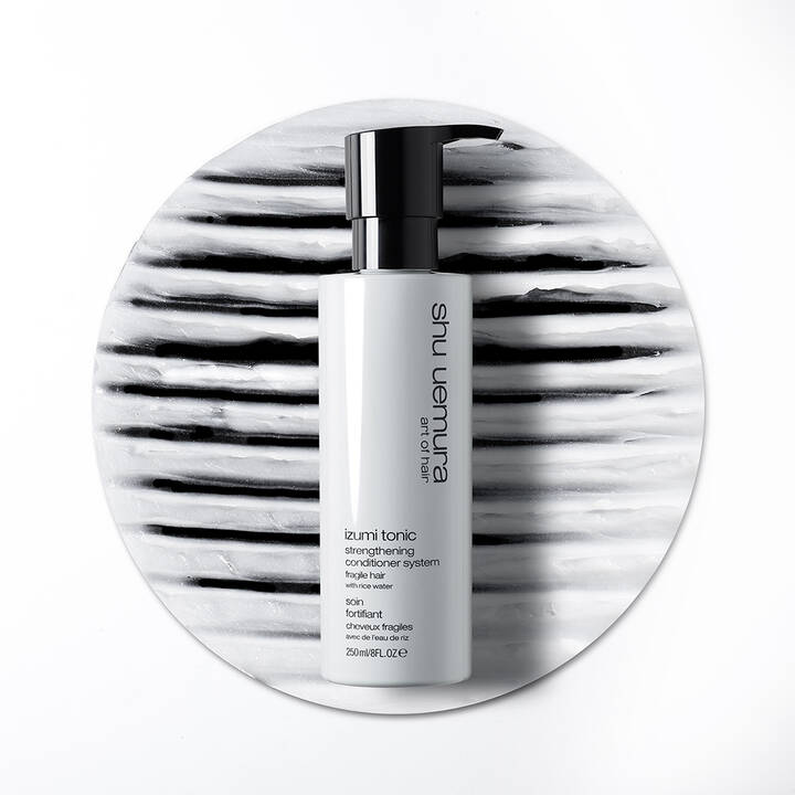 Acondicionador tónico fortalecedor con agua de arroz Shu Uemura Izumi: cabello más grueso, fuerte y brillante (250 ml)