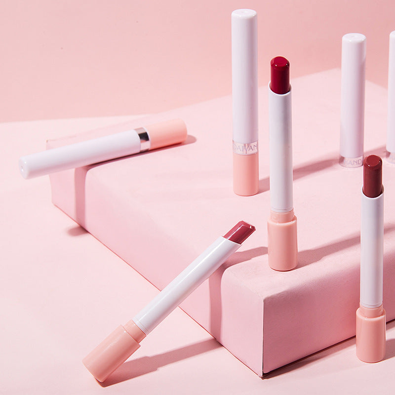 Set de labiales LuxuryGlow Matte Mist: acabado semi-gamuza de larga duración (4 tonos)