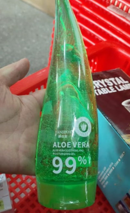 Gel de aloe vera LuxuryGlow de cuerno de buey: crema facial hidratante y calmante (260 g)