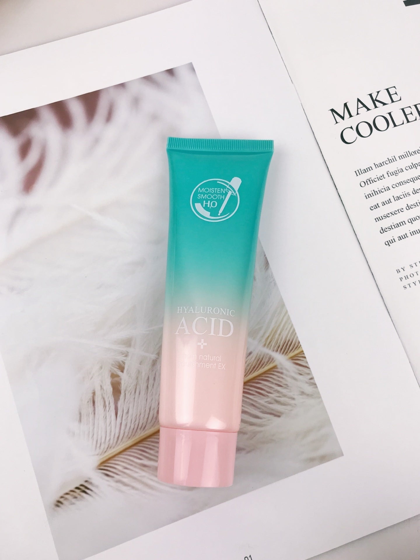 Set de cuidado facial 6 en 1 con ácido hialurónico de Qiqian para una hidratación profunda y una luminosidad radiante.