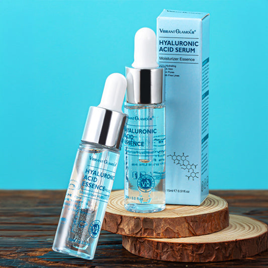 Suero facial con ácido hialurónico VIBRANT GLAMOUR: antiedad, hidratante e iluminador.
