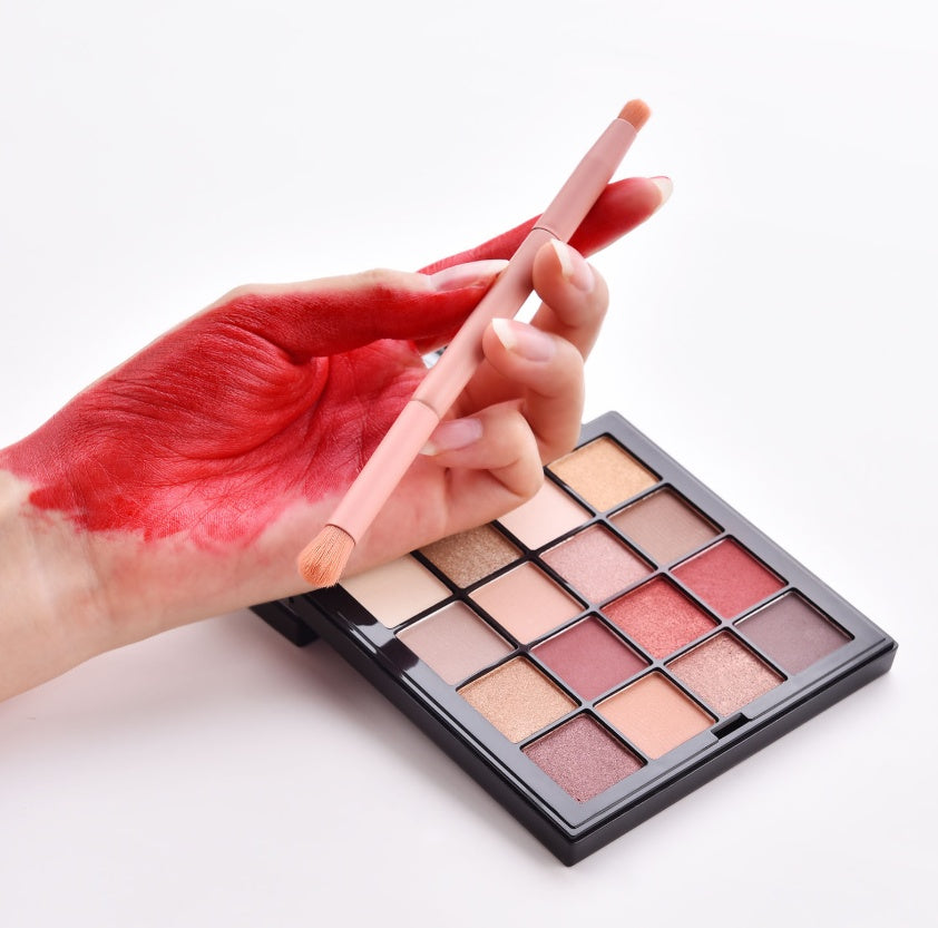 Juego de 10 brochas de maquillaje premium LuxuryGlow: mango de madera y diseño de doble punta