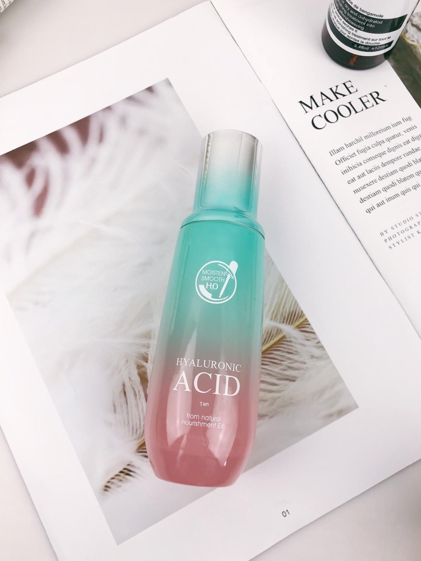 Set de cuidado facial 6 en 1 con ácido hialurónico de Qiqian para una hidratación profunda y una luminosidad radiante.