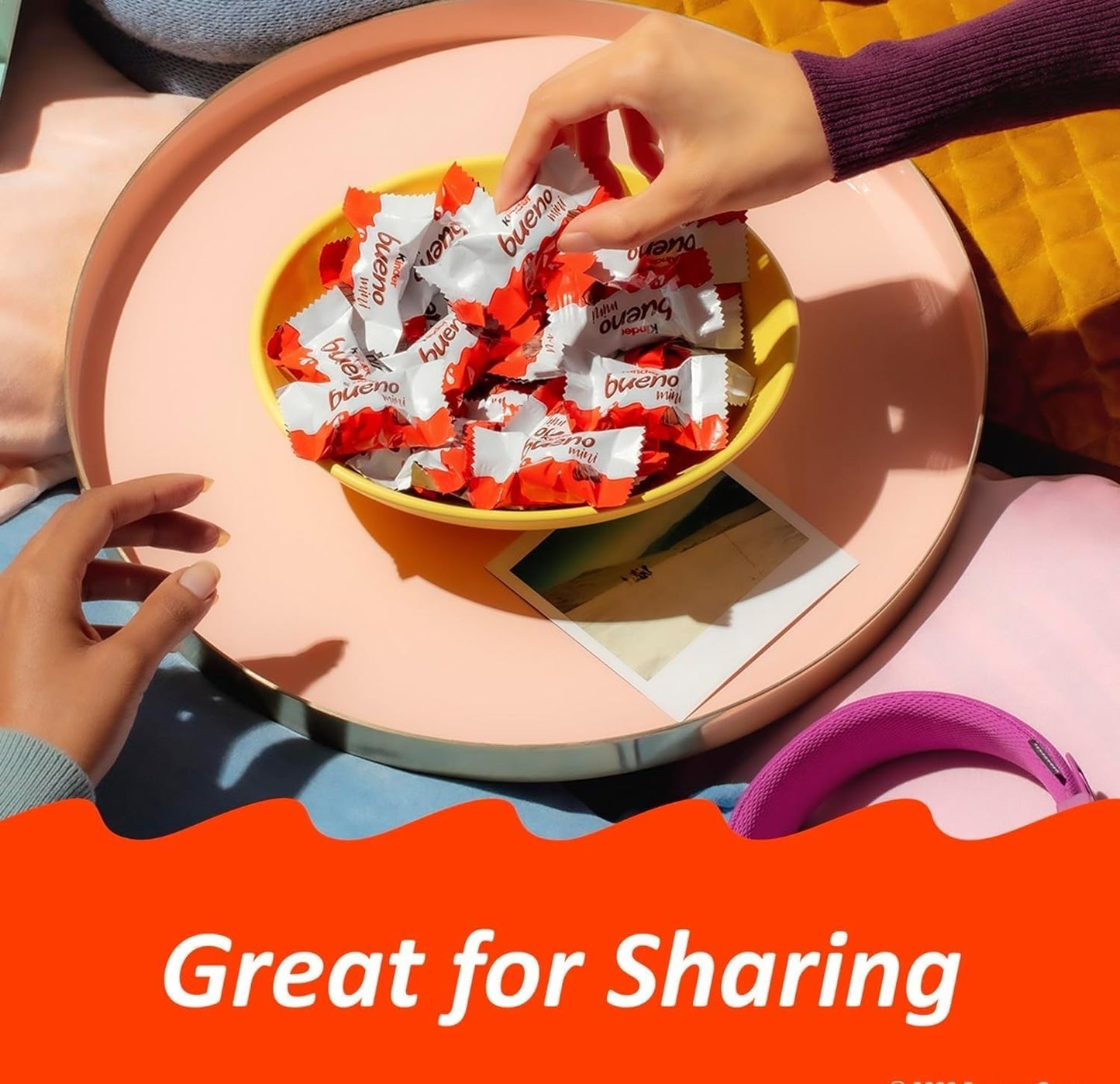 Kinder Bueno Mini Chocolate – Creamy Hazelnut Filled Wafer Bites (108g, Imported from Italy)