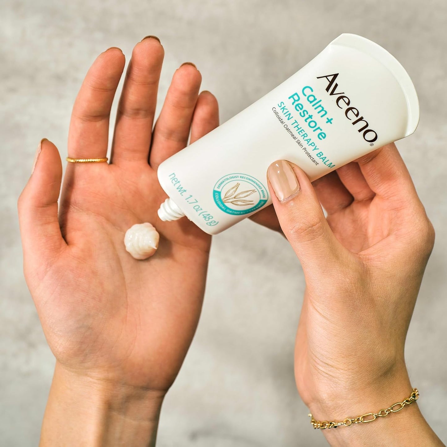 Aveeno Calm + Restore Skin Therapy Balm – Colloidal Oatmeal & Ceramide Moisturizer for Sensitive, Dry Skin, 1.7 oz