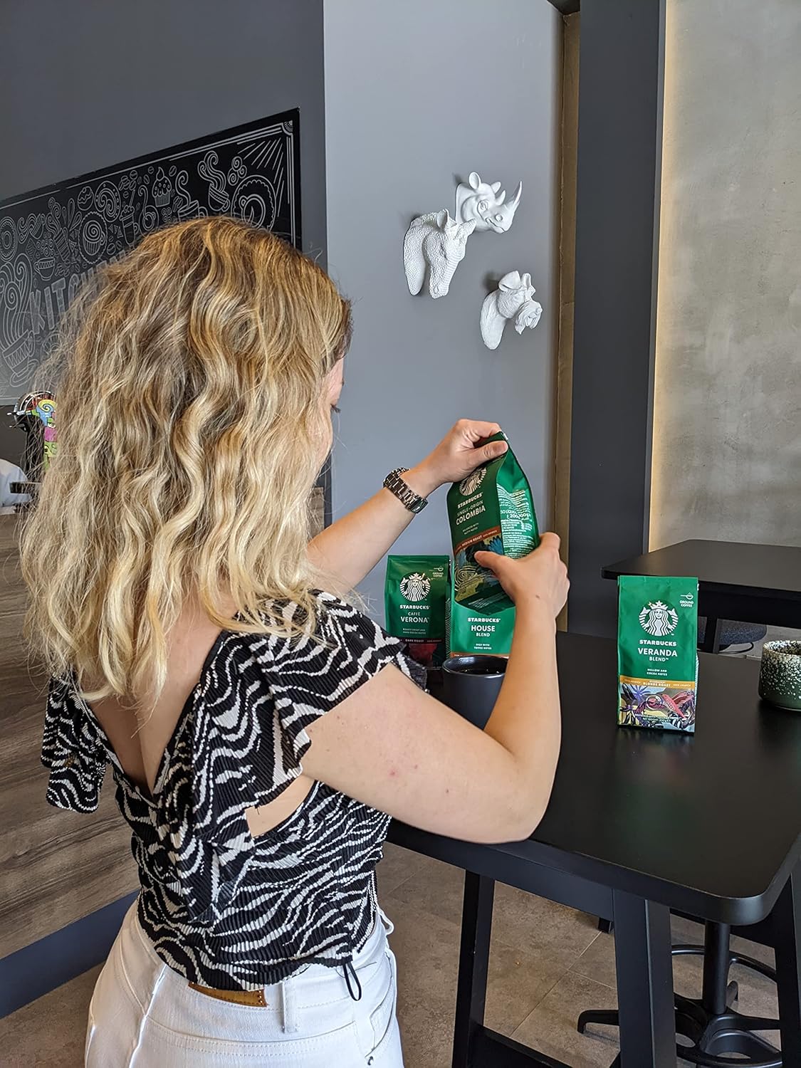 STARBUCKS Veranda Blend Blonde Roast Ground Coffee – Mellow Cocoa Notes, 200g (Imported)