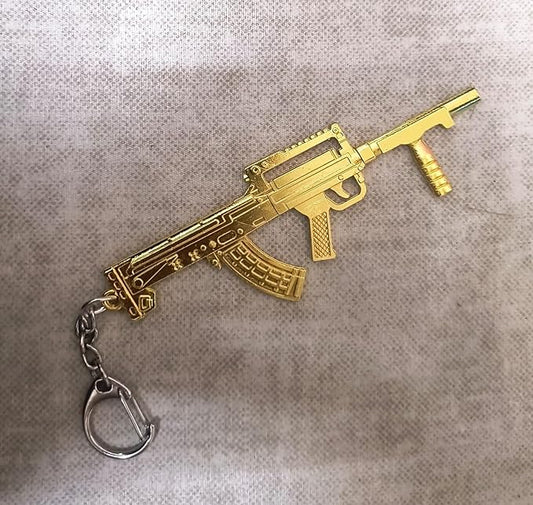 QBZ Gold-Plated Metal Gun Keychain – Miniature Assault Rifle Collectible for PUBG Fans