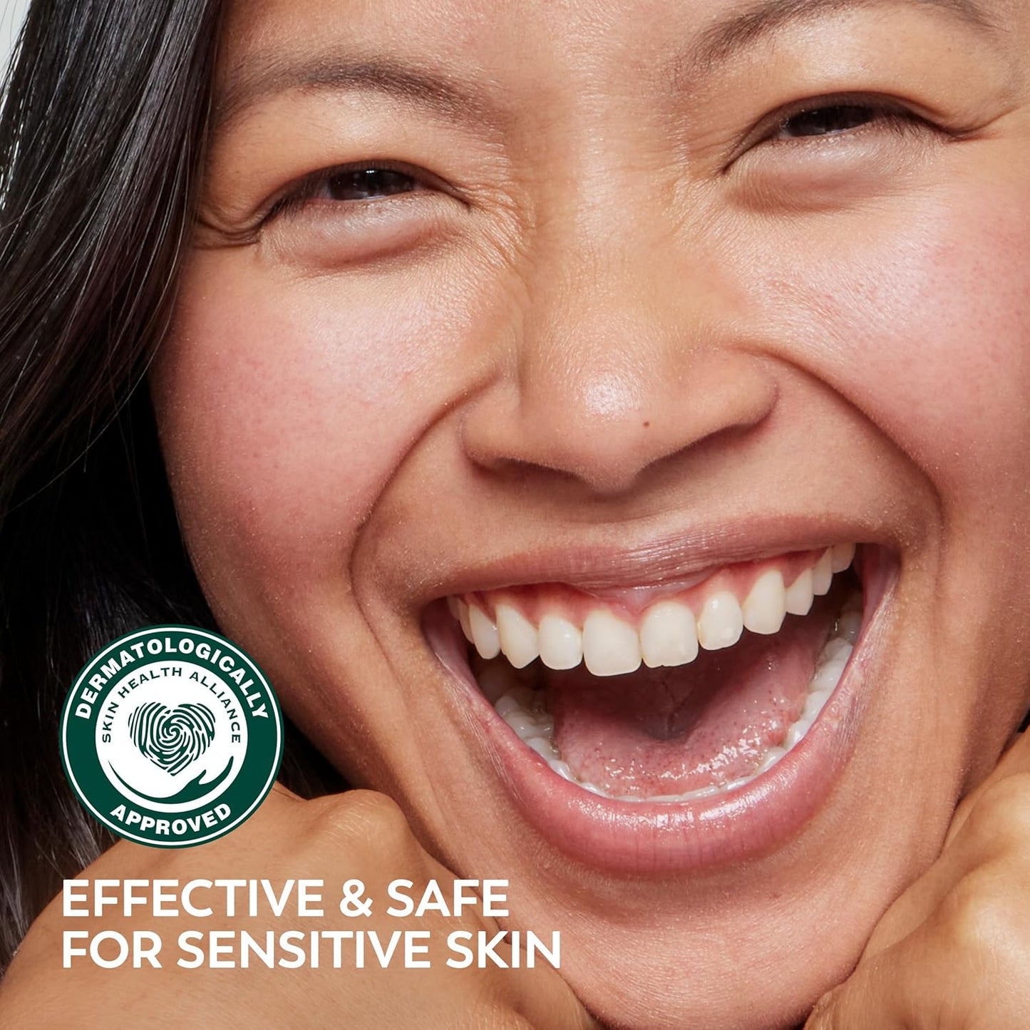 Olay Complete+ Moisturizer with Sunscreen SPF 40 | Fragrance-Free Face Lotion for Sensitive Skin | No White Cast, Lightweight, Vitamin-Enriched (6 oz)