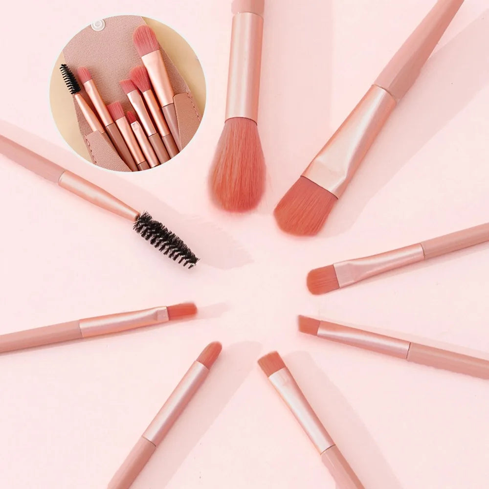 Juego de brochas de maquillaje de cerdas suaves LuxuryGlow: kit para rostro y ojos para base y difuminado
