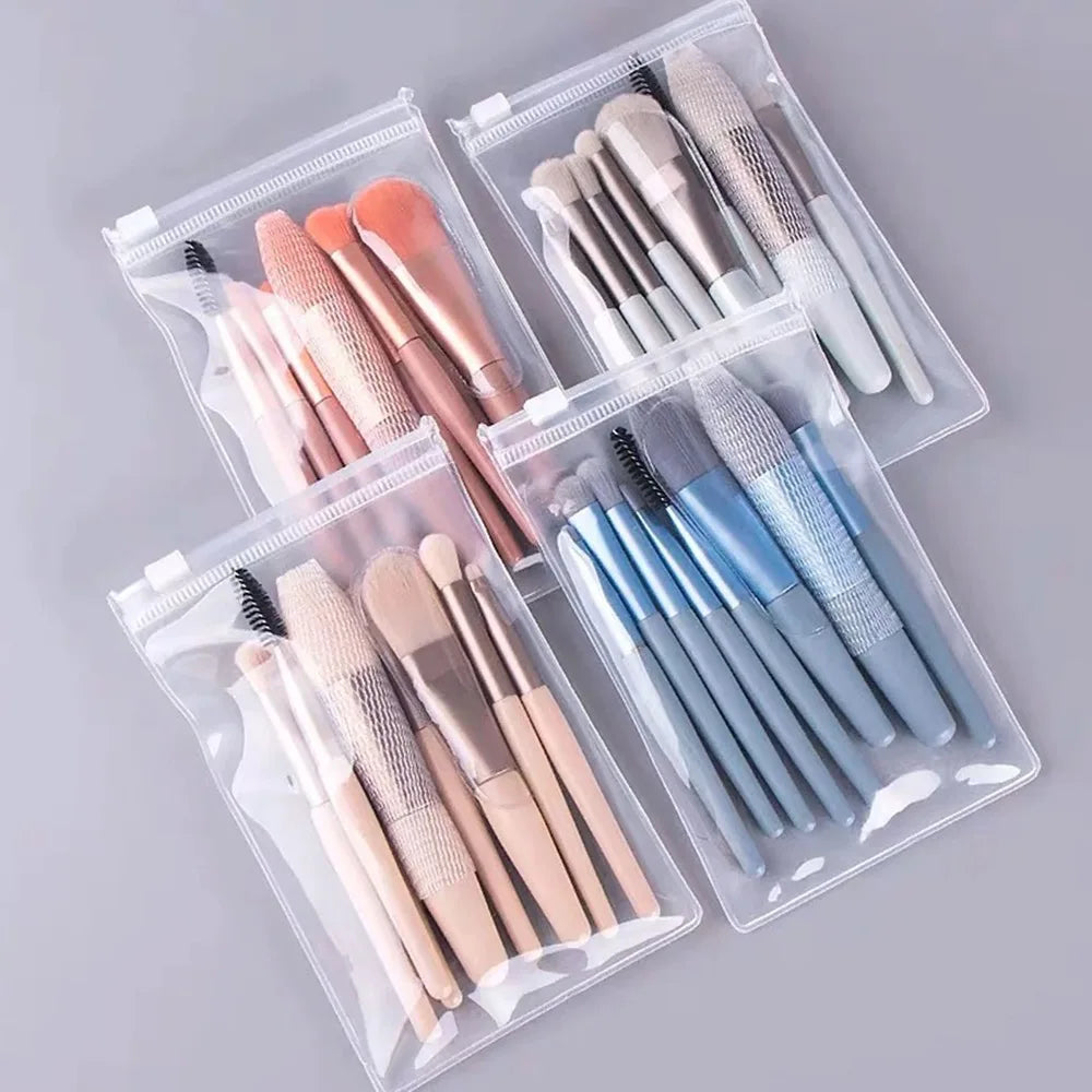 Juego de brochas de maquillaje de cerdas suaves LuxuryGlow: kit para rostro y ojos para base y difuminado