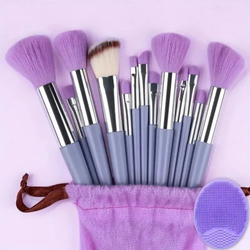 Juego de brochas de maquillaje suaves profesionales LuxuryGlow: 13, 14, 15 y 16 piezas para base, sombras de ojos, polvos y kabuki.