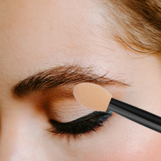 CNKESS 50/100PCS Aplicadores de esponja desechables de doble cara para sombra de ojos con estuche