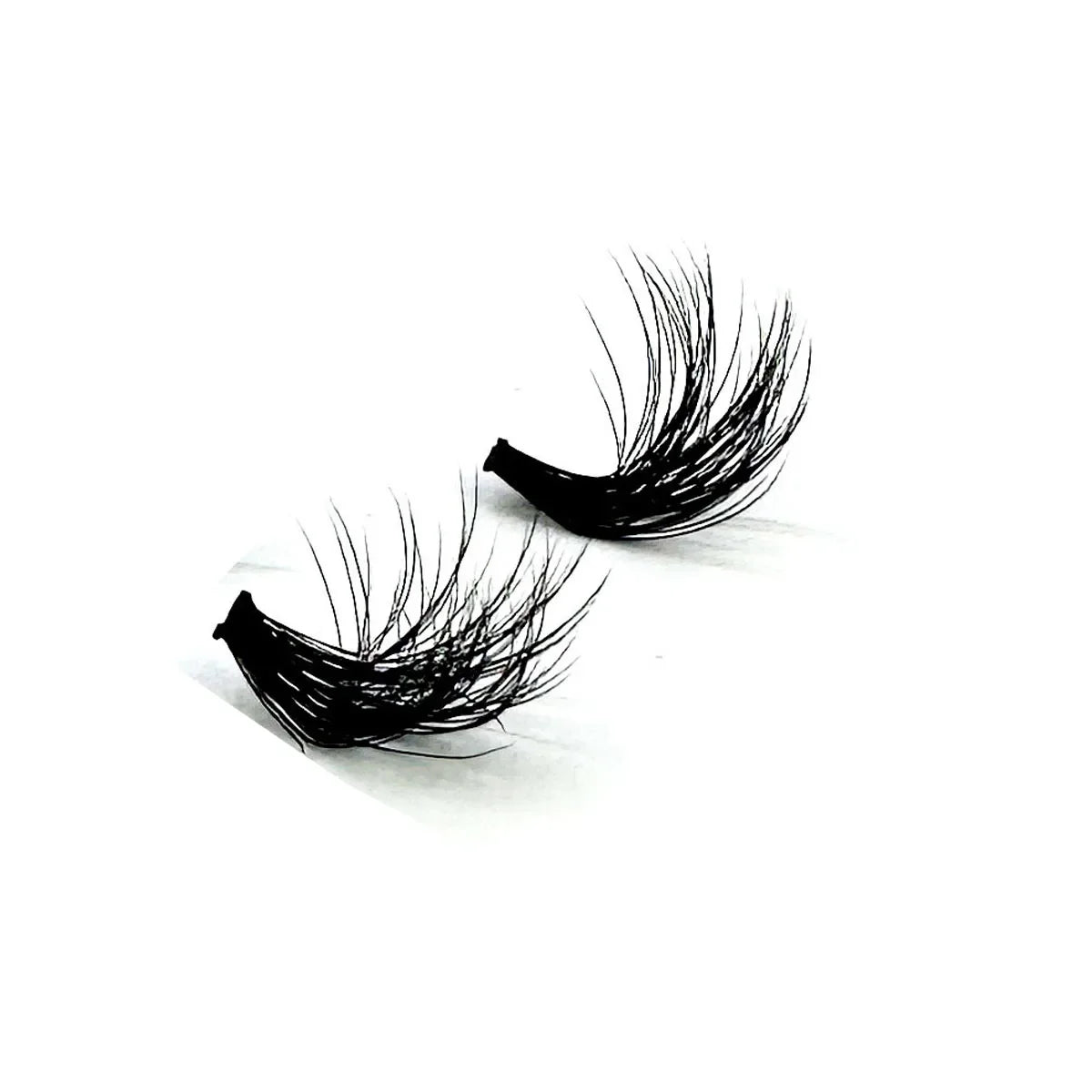 LYBCG 570/640pcs DIY Cluster Eyelash Extensions – Thick, Fluffy & Winged Look