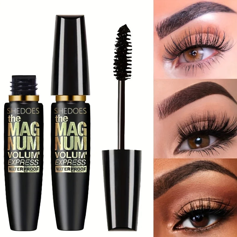 Máscara de pestañas líquida Luxury Glow 4D Black: fórmula que espesa, alarga y riza las pestañas.