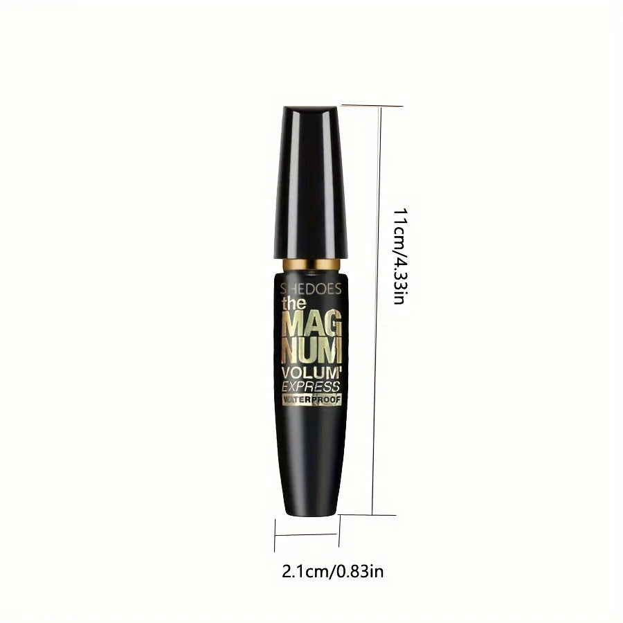 Máscara de pestañas líquida Luxury Glow 4D Black: fórmula que espesa, alarga y riza las pestañas.