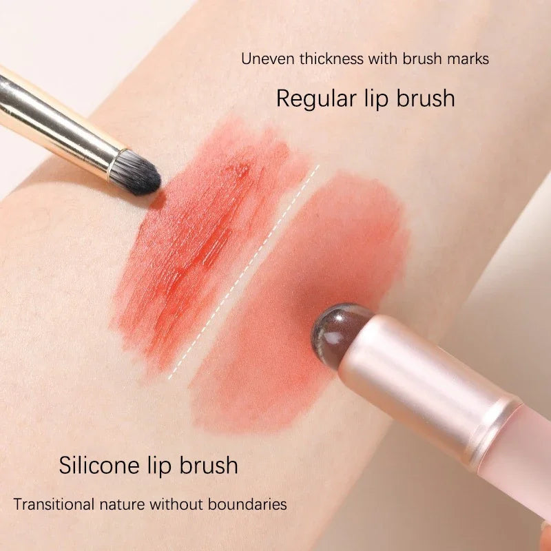Minipincel de silicona para labios LuxuryGlow con funda: aplicador de mascarilla y brillo labial