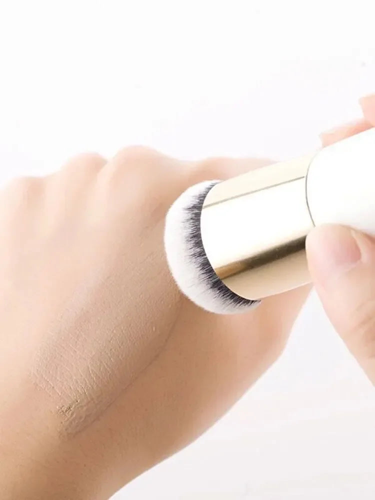 LuxuryGlow Mushroom Head Foundation Brush – Seamless, Streak-Free BB Cream Applicator