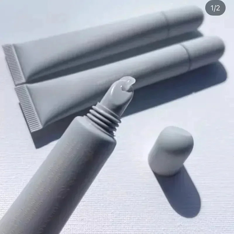 Rubor en barra para labios y mejillas Page Vine: brillo hidratante en tonos crema de moda