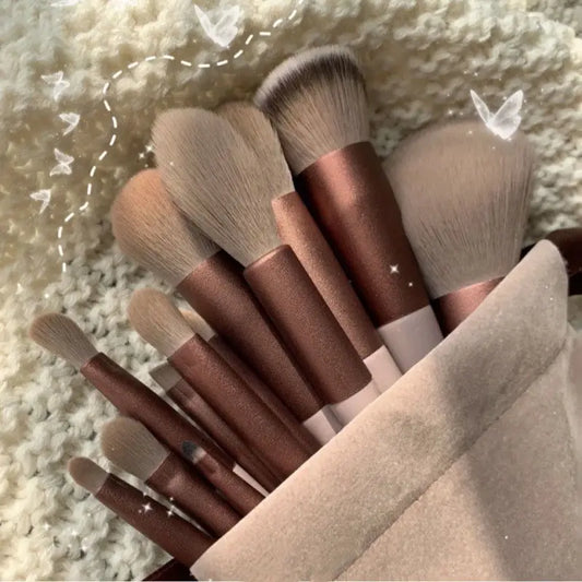 مجموعة فرش مكياج احترافية من LuxuryGlow، مكونة من 13 قطعة، لظلال العيون وأحمر الخدود وكريم الأساس