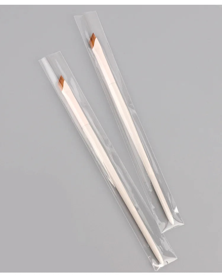 WOKO Ultra-Thin Precision Blade Eyeliner & Eyebrow Brush – White Wooden Handle