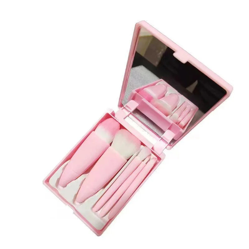 Juego de 5 mini brochas de maquillaje LuxuryGlow con estuche de espejo rosa: brochas de fibra de lana suaves y fáciles de transportar.