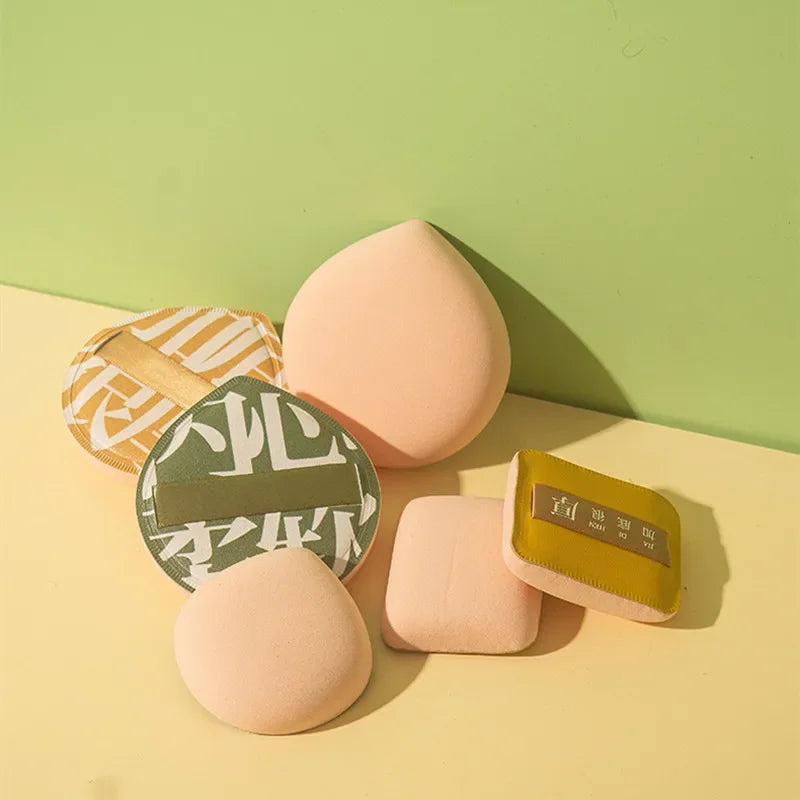 Borla de maquillaje de algodón de azúcar LuxuryGlow: esponja suave e hidrofílica para base líquida