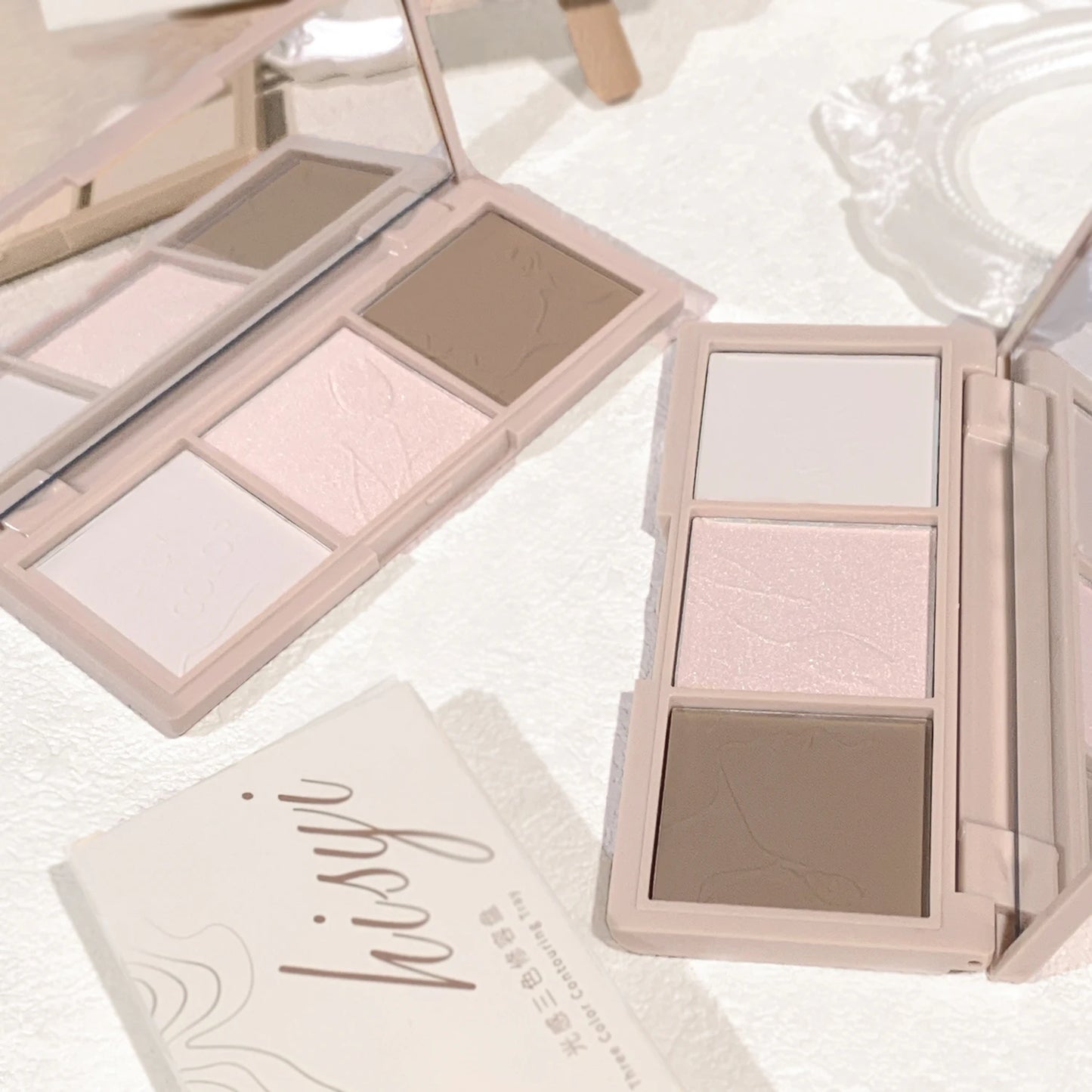 HISYI 3-in-1 Contour Highlighter Palette – Matte & Pearlescent for 3D Face Sculpting